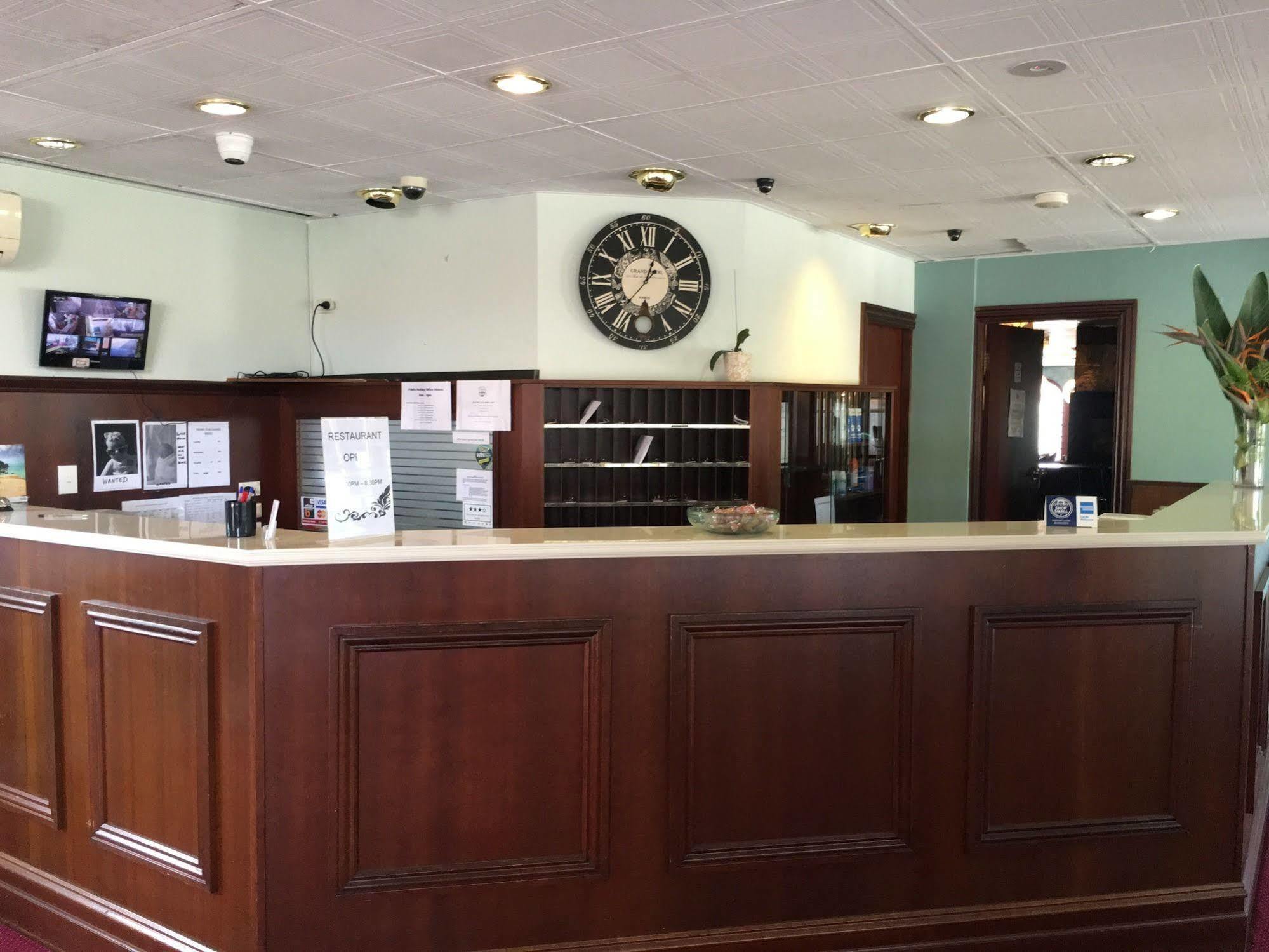 Town And Country Motel Sydney Bagian luar foto