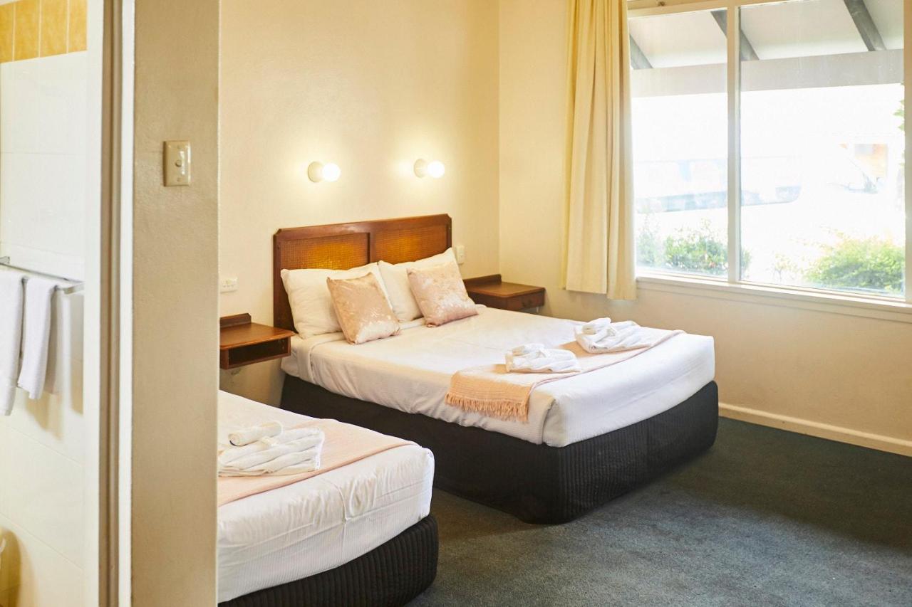 Town And Country Motel Sydney Bagian luar foto